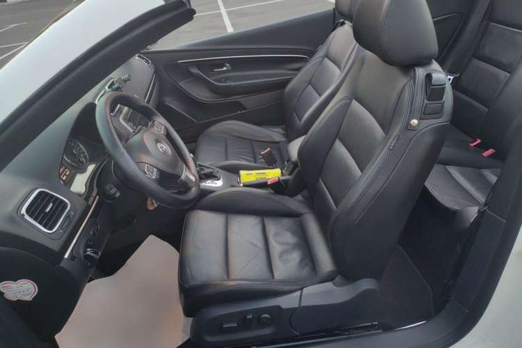 Used Volkswagen Eos 2011 2.0 TSI Left Front Seat