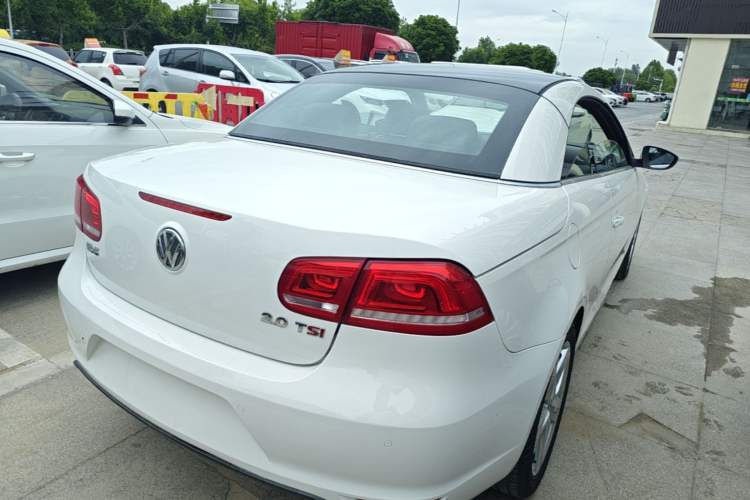 Used Volkswagen Eos 2011 2.0 TSI Rear Right 45 Deg