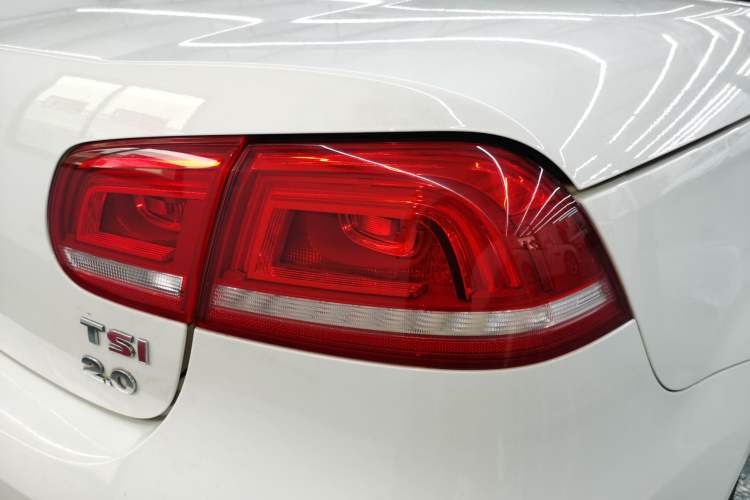 Used Volkswagen Eos 2011 2.0 TSI Right Rear Taillight