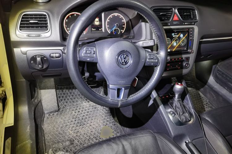 Used Volkswagen Eos 2011 2.0 TSI Steering Wheel
