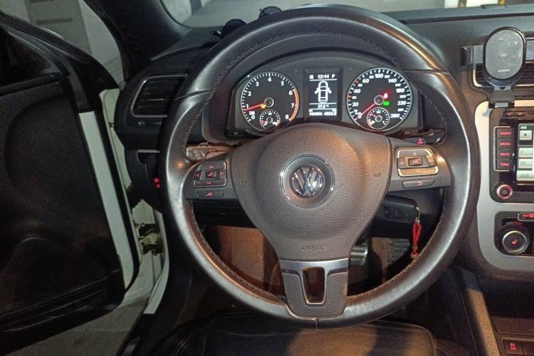 Used Volkswagen Eos 2011 2.0 TSI Steering Wheel