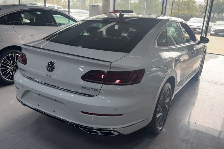 Used Volkswagen FAW-Volkswagen CC 2025 Model, Facelifted 380TSI, Striking and Shared Enjoyment Version Exterior 3
