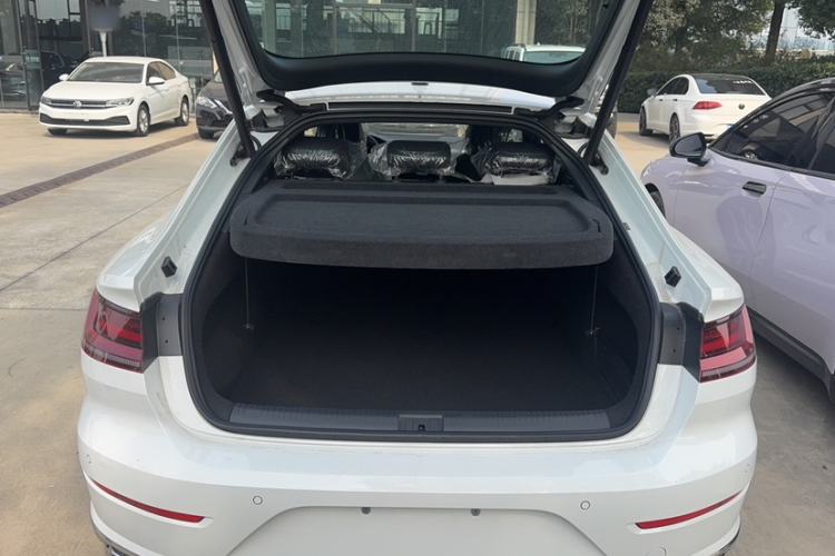 Used Volkswagen FAW-Volkswagen CC 2026 Model, 30 Million Units—Selected, 330TSI, Glamorous Interior 10