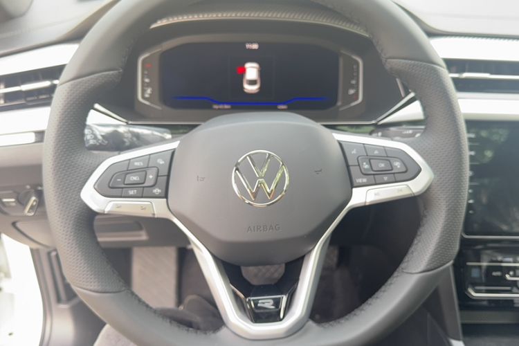Used Volkswagen FAW-Volkswagen CC 2026 Model, 30 Million Units—Selected, 330TSI, Glamorous Interior 3