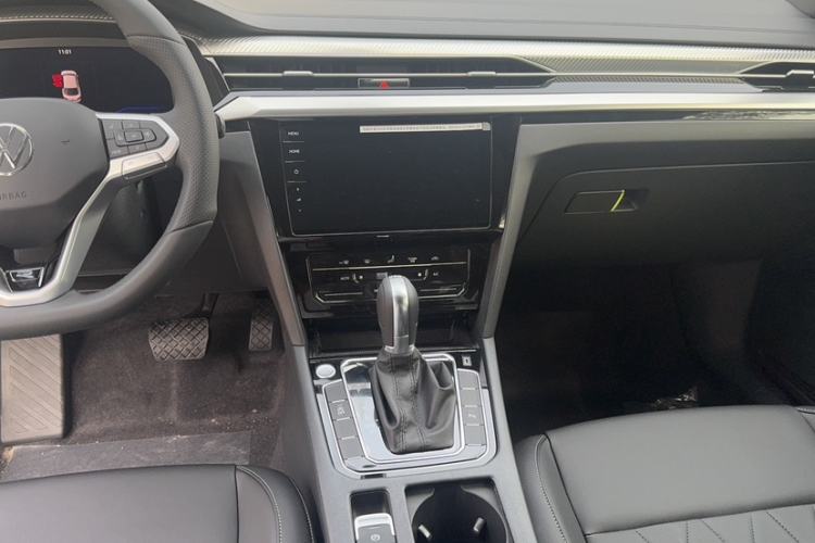Used Volkswagen FAW-Volkswagen CC 2026 Model, 30 Million Units—Selected, 330TSI, Glamorous Interior 4