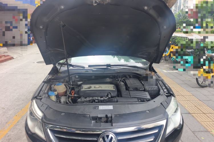 Used Volkswagen FAW-Volkswagen CC 2010 2.0 TSI Premium Edition Engine Bay