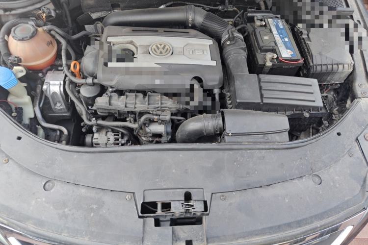 Used Volkswagen FAW-Volkswagen CC 2010 2.0 TSI Ultimate Edition Engine Bay