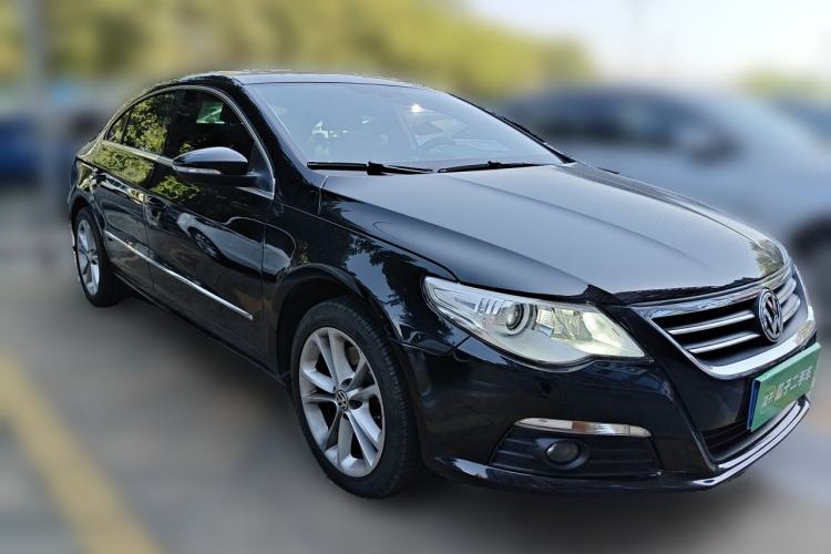 Used Volkswagen FAW-Volkswagen CC 2010 2.0 TSI Premium Edition Front Right 45 Deg