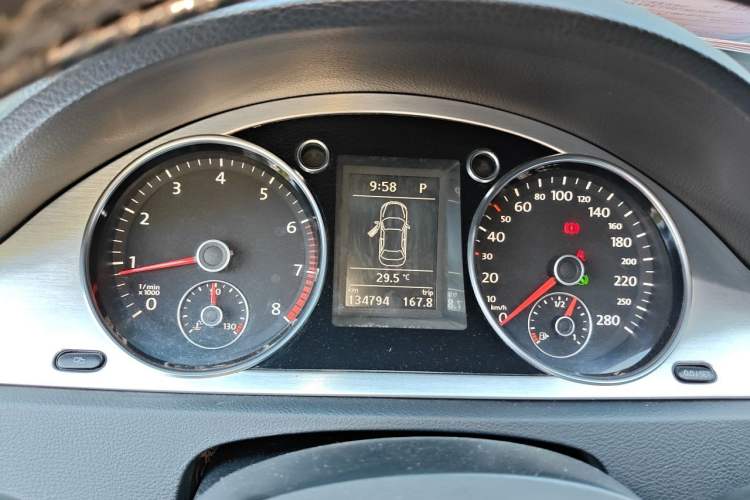 Used Volkswagen FAW-Volkswagen CC 2010 2.0 TSI Premium Edition Instrument Cluster