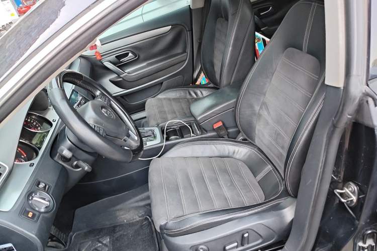 Used Volkswagen FAW-Volkswagen CC 2010 2.0 TSI Premium Edition Left Front Seat