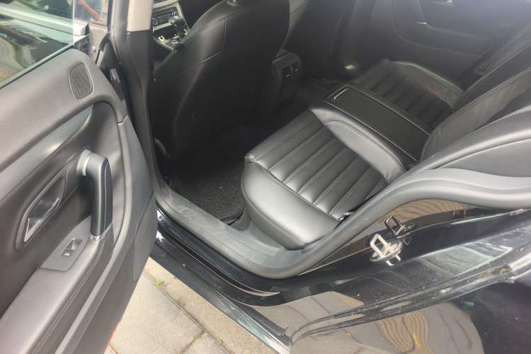 Used Volkswagen FAW-Volkswagen CC 2010 2.0 TSI Premium Edition Left Rear Seat