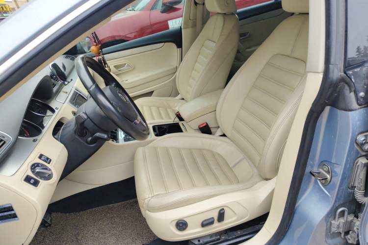 Used Volkswagen FAW-Volkswagen CC 2010 2.0 TSI Premium Edition Left Front Seat
