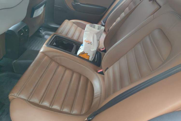 Used Volkswagen FAW-Volkswagen CC 2010 2.0 TSI Luxury Model Left Rear Seat