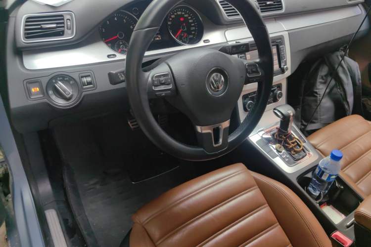 Used Volkswagen FAW-Volkswagen CC 2010 2.0 TSI Luxury Model Steering Wheel