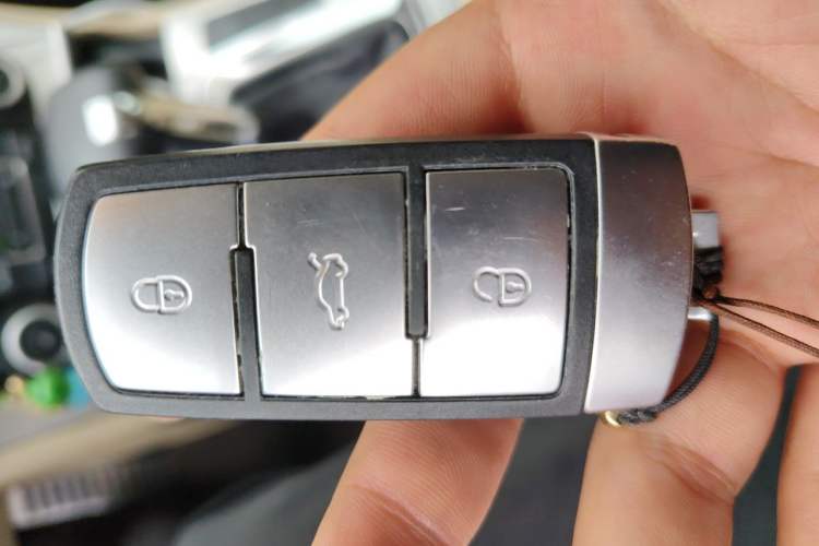 Used Volkswagen FAW-Volkswagen CC 2010 2.0 TSI Premium Edition Vehicle Key