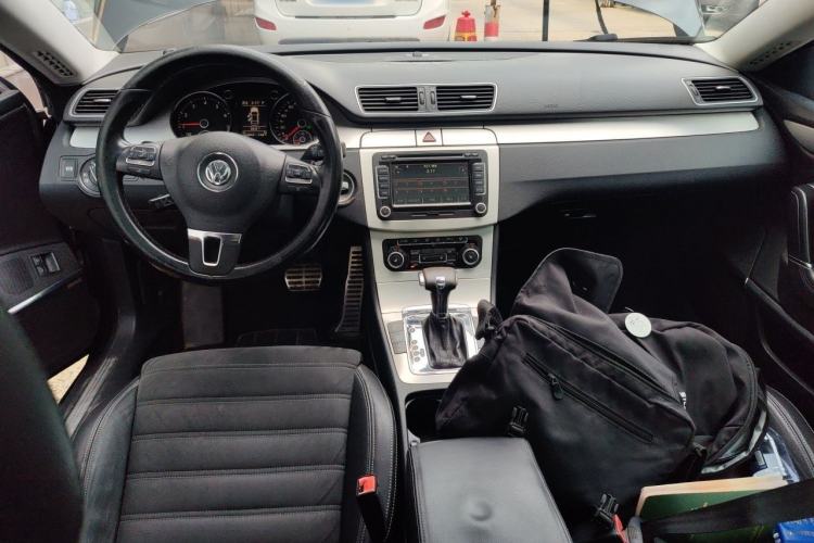 Used Volkswagen FAW-Volkswagen CC 2010 2.0 TSI Ultimate Edition Center Console