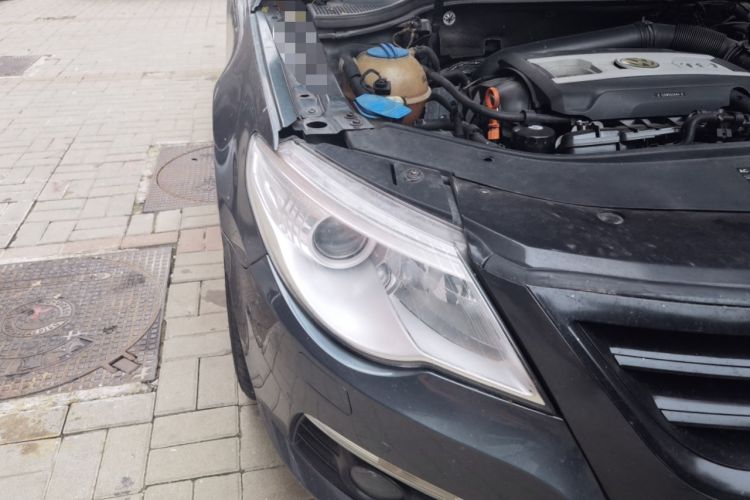 Used Volkswagen FAW-Volkswagen CC 2010 2.0 TSI Luxury Model Right Front Headlight