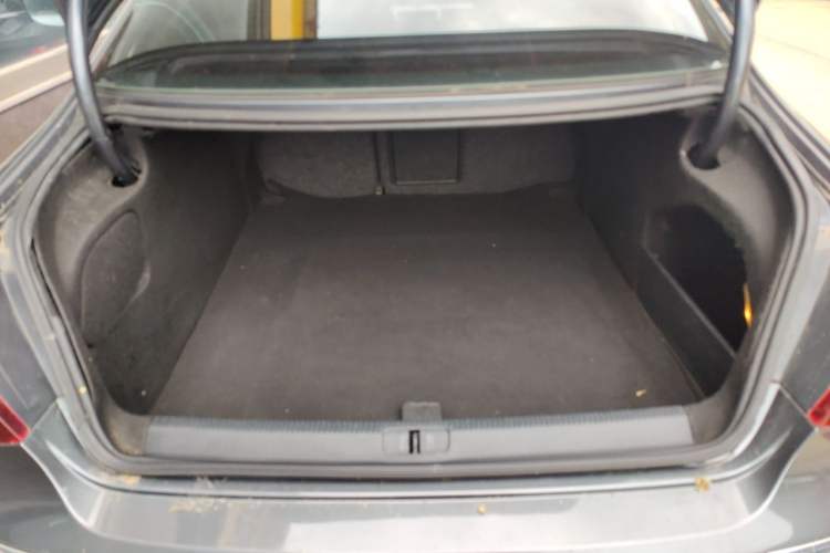 Used Volkswagen FAW-Volkswagen CC 2010 2.0 TSI Ultimate Edition Trunk