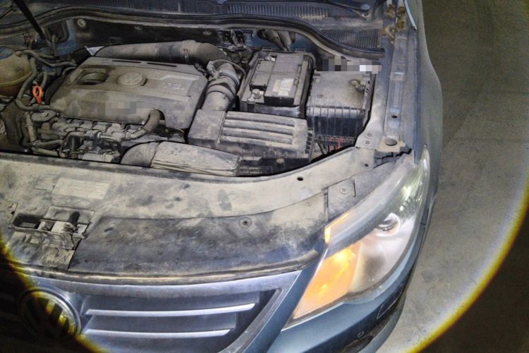 Used Volkswagen FAW-Volkswagen CC 2010 2.0 TSI Ultimate Edition Engine Bay Left