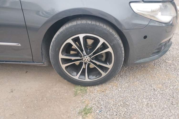 Used Volkswagen FAW-Volkswagen CC 2010 2.0 TSI Ultimate Edition Right Front Wheel Hub