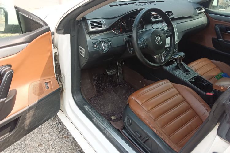 Used Volkswagen FAW-Volkswagen CC 2010 2.0 TSI Luxury Model Driver Seat