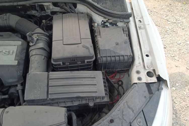 Used Volkswagen FAW-Volkswagen CC 2010 2.0 TSI Luxury Model Engine Bay Left