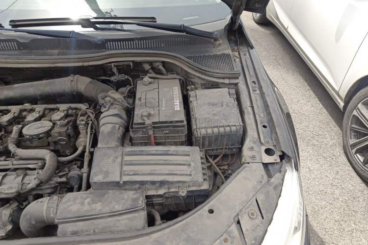 Used Volkswagen FAW-Volkswagen CC 2010 2.0 TSI Ultimate Edition Engine Bay Left