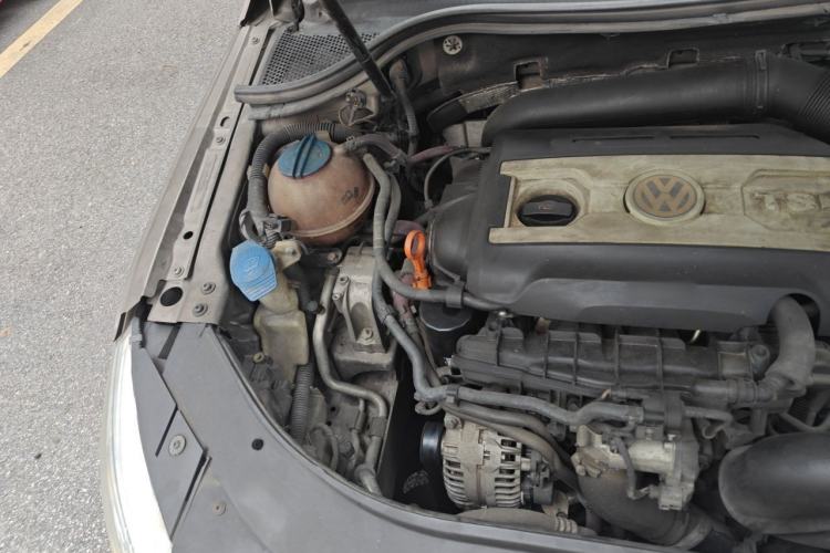 Used Volkswagen FAW-Volkswagen CC 2010 2.0 TSI Ultimate Edition Engine Bay Right