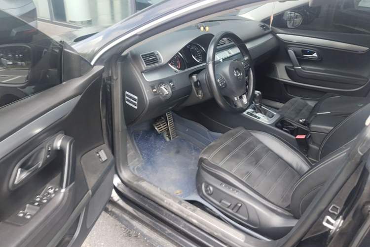 Used Volkswagen FAW-Volkswagen CC 2011 1.8 TSI Prestige Model Driver Seat