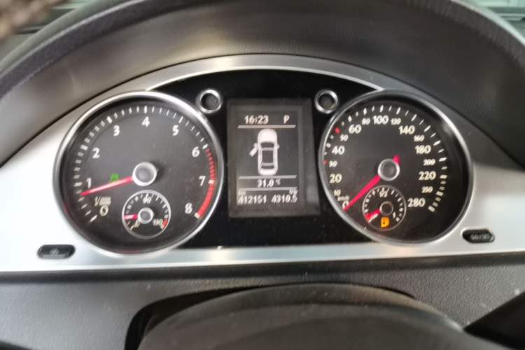 Used Volkswagen FAW-Volkswagen CC 2011 2.0 TSI Ultimate Edition Instrument Cluster