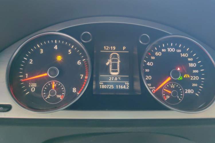 Used Volkswagen FAW-Volkswagen CC 2011 2.0 TSI Ultimate Edition Instrument Cluster