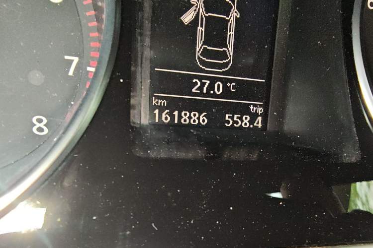 Used Volkswagen FAW-Volkswagen CC 2011 2.0 TSI Ultimate Edition Odometer Close Up