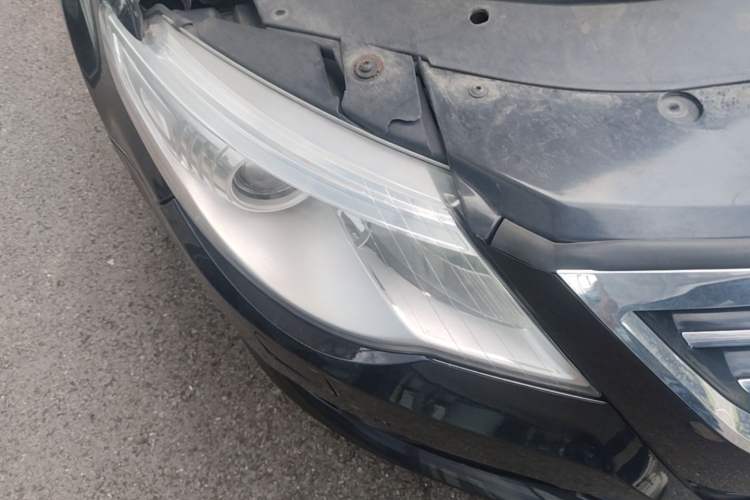 Used Volkswagen FAW-Volkswagen CC 2011 1.8 TSI Prestige Model Right Front Headlight