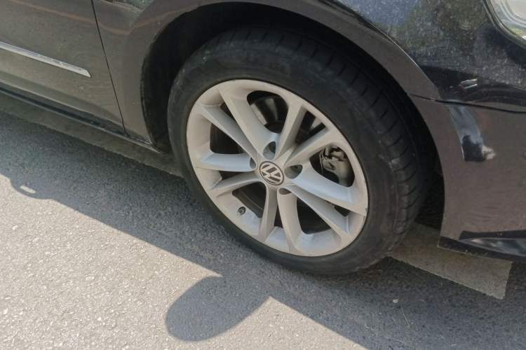Used Volkswagen FAW-Volkswagen CC 2011 2.0 TSI Ultimate Edition Right Front Wheel Hub