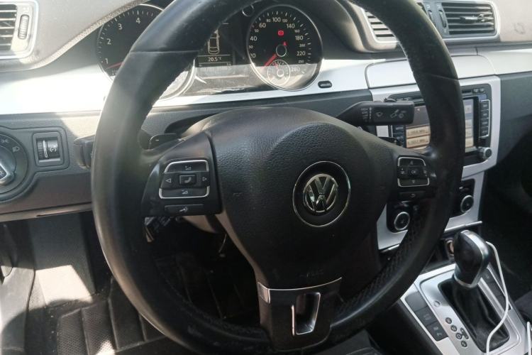 Used Volkswagen FAW-Volkswagen CC 2011 2.0 TSI Ultimate Edition Steering Wheel