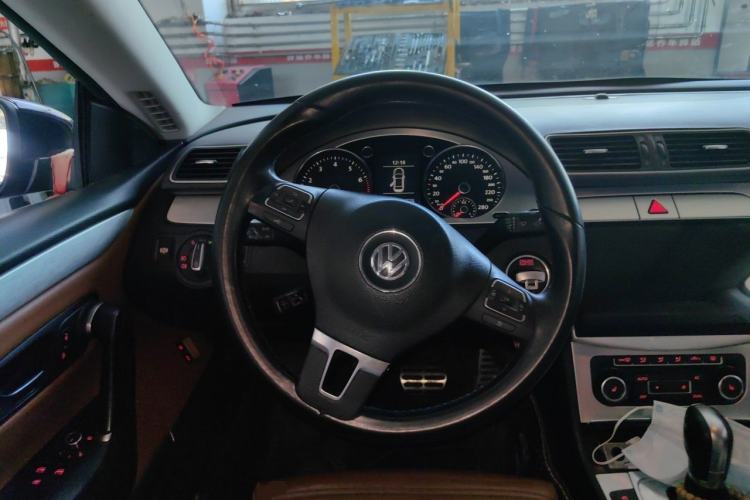 Used Volkswagen FAW-Volkswagen CC 2011 2.0 TSI Ultimate Edition Steering Wheel