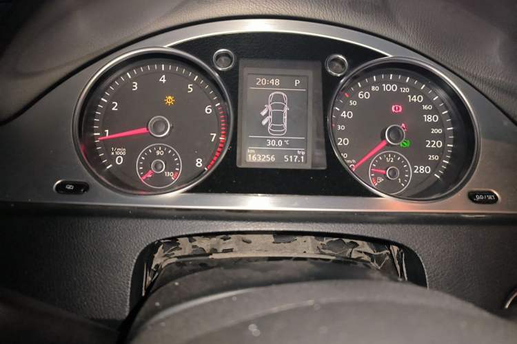 Used Volkswagen FAW-Volkswagen CC 2011 1.8TSI Luxury Model Instrument Cluster