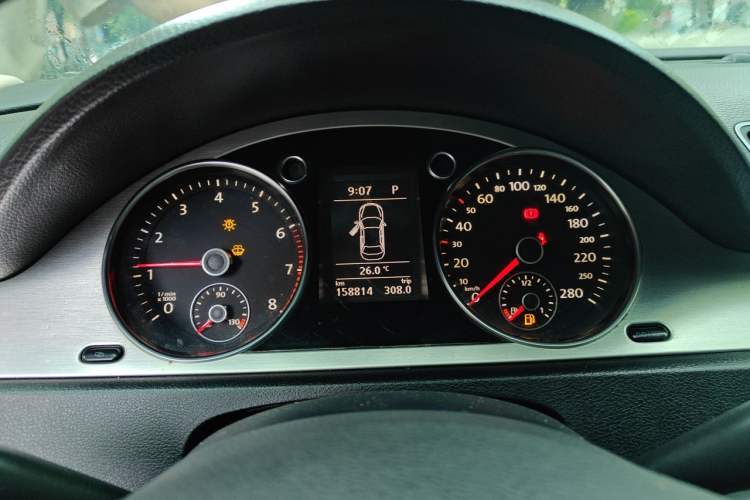 Used Volkswagen FAW-Volkswagen CC 2011 1.8 TSI Prestige Model Instrument Cluster
