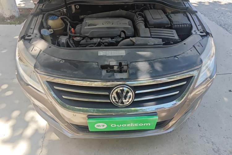 Used Volkswagen FAW-Volkswagen CC 2011 2.0 TSI Ultimate Edition Engine Bay