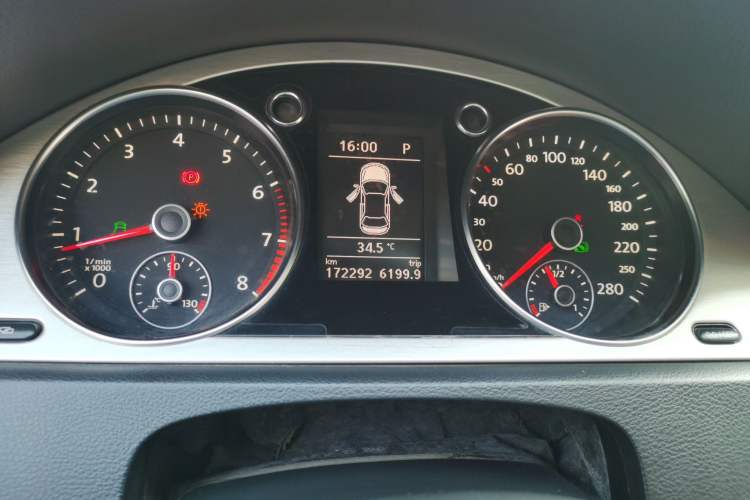 Used Volkswagen FAW-Volkswagen CC 2011 2.0 TSI Ultimate Edition Instrument Cluster