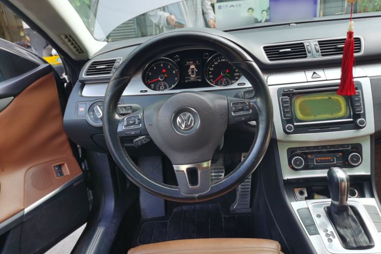 Used Volkswagen FAW-Volkswagen CC 2011 2.0 TSI Ultimate Edition Steering Wheel