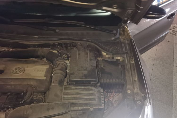Used Volkswagen FAW-Volkswagen CC 2011 2.0 TSI Ultimate Edition Engine Bay Left