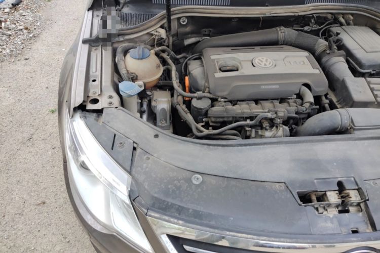Used Volkswagen FAW-Volkswagen CC 2011 1.8TSI Luxury Model Engine Bay Right