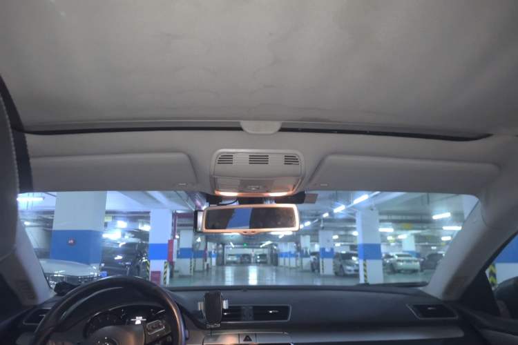 Used Volkswagen FAW-Volkswagen CC 2011 1.8TSI Luxury Model Headliner