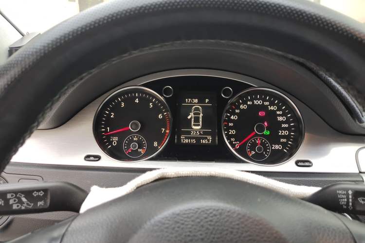 Used Volkswagen FAW-Volkswagen CC 2011 1.8TSI Luxury Model Instrument Cluster