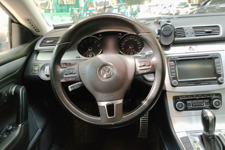 Used Volkswagen FAW-Volkswagen CC 2011 1.8TSI Luxury Model Steering Wheel