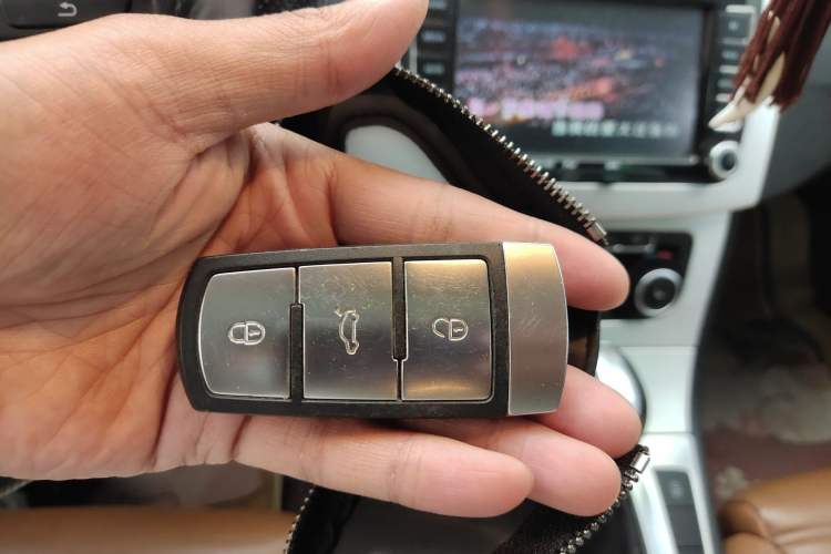 Used Volkswagen FAW-Volkswagen CC 2011 1.8TSI Luxury Model Vehicle Key