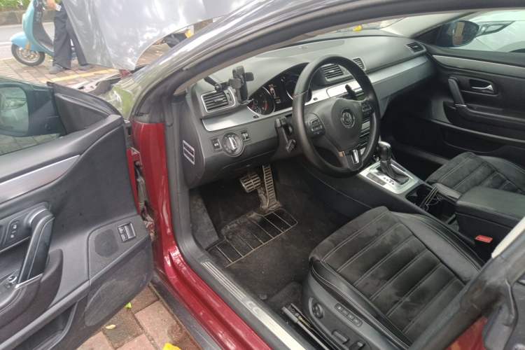 Used Volkswagen FAW-Volkswagen CC 2011 1.8TSI Luxury Model Driver Seat