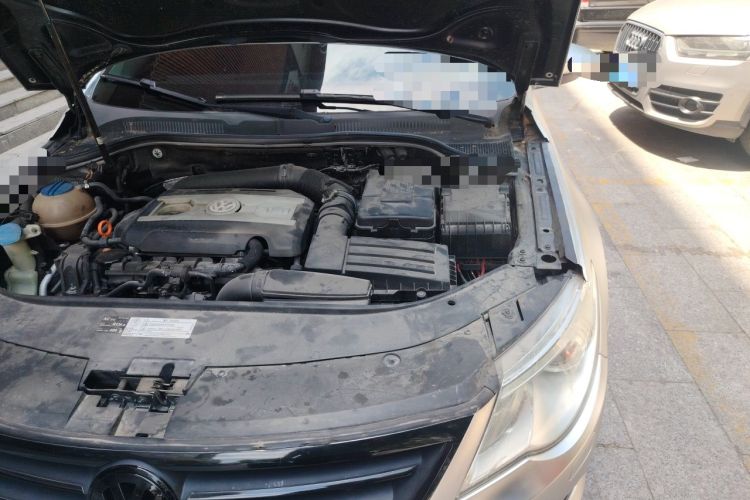 Used Volkswagen FAW-Volkswagen CC 2011 1.8TSI Luxury Model Engine Bay Left