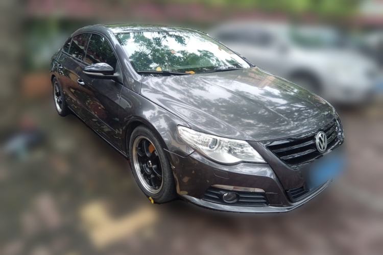 Used Volkswagen FAW-Volkswagen CC 2011 1.8TSI Luxury Model Front Right 45 Deg